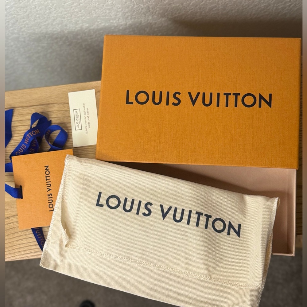 LOUIS VUITTON | EUC empty box